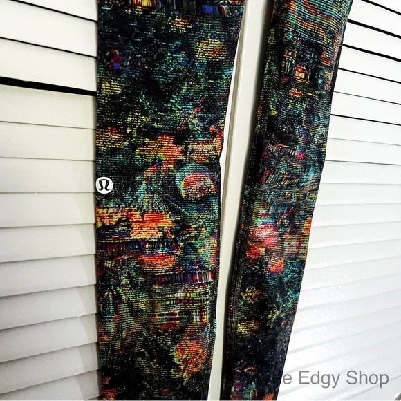 lululemon athletica | Fast and Free Tight 25" *Non-Reflective Nulux Glitch - Picture 5 of 8